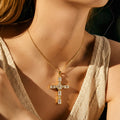 JIGrandeur™Revelia Cross Necklace