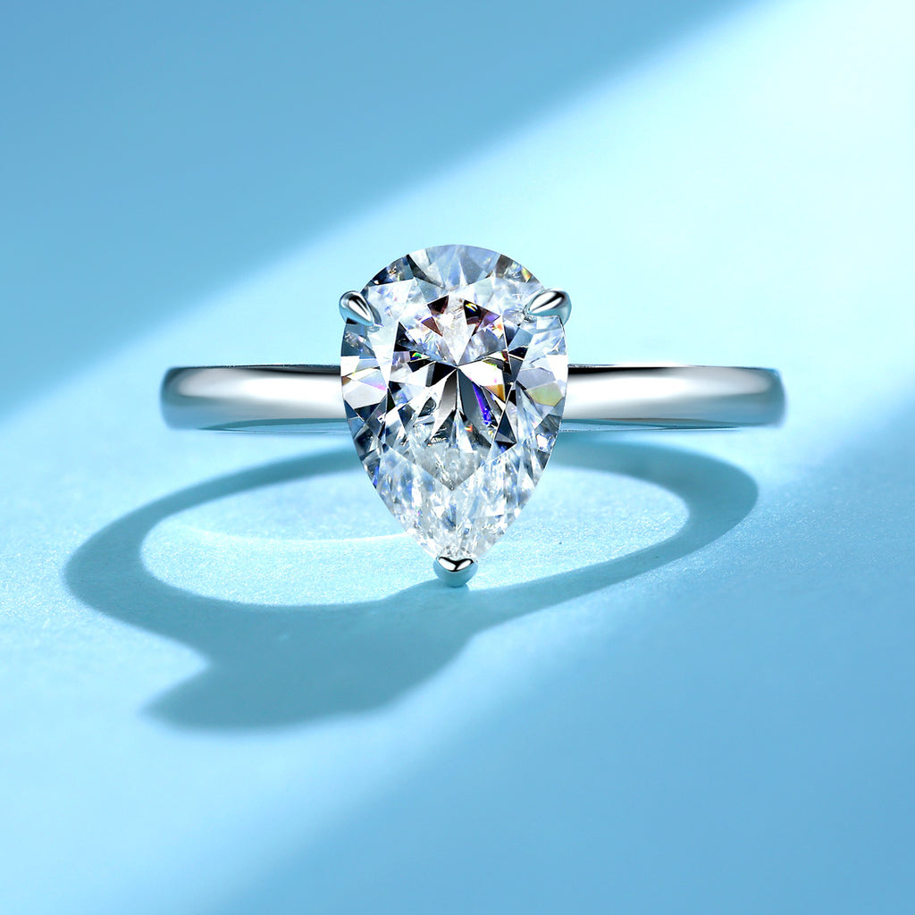JIGrandeur™Velmira  Moissanite Ring
