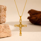 JIGrandeur™Revelia Cross Necklace