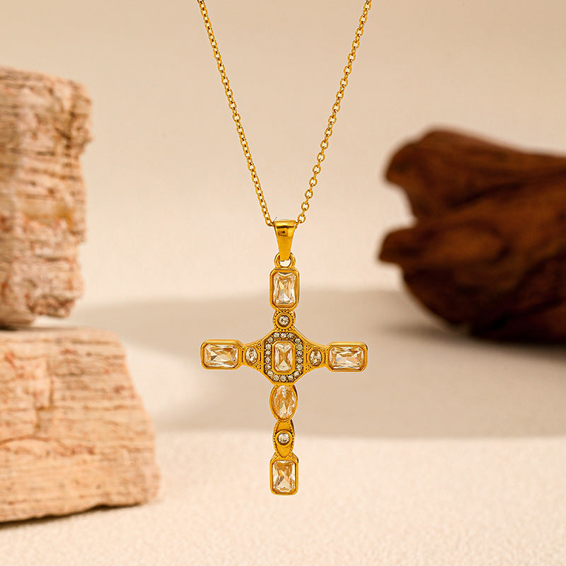JIGrandeur™Revelia Cross Necklace
