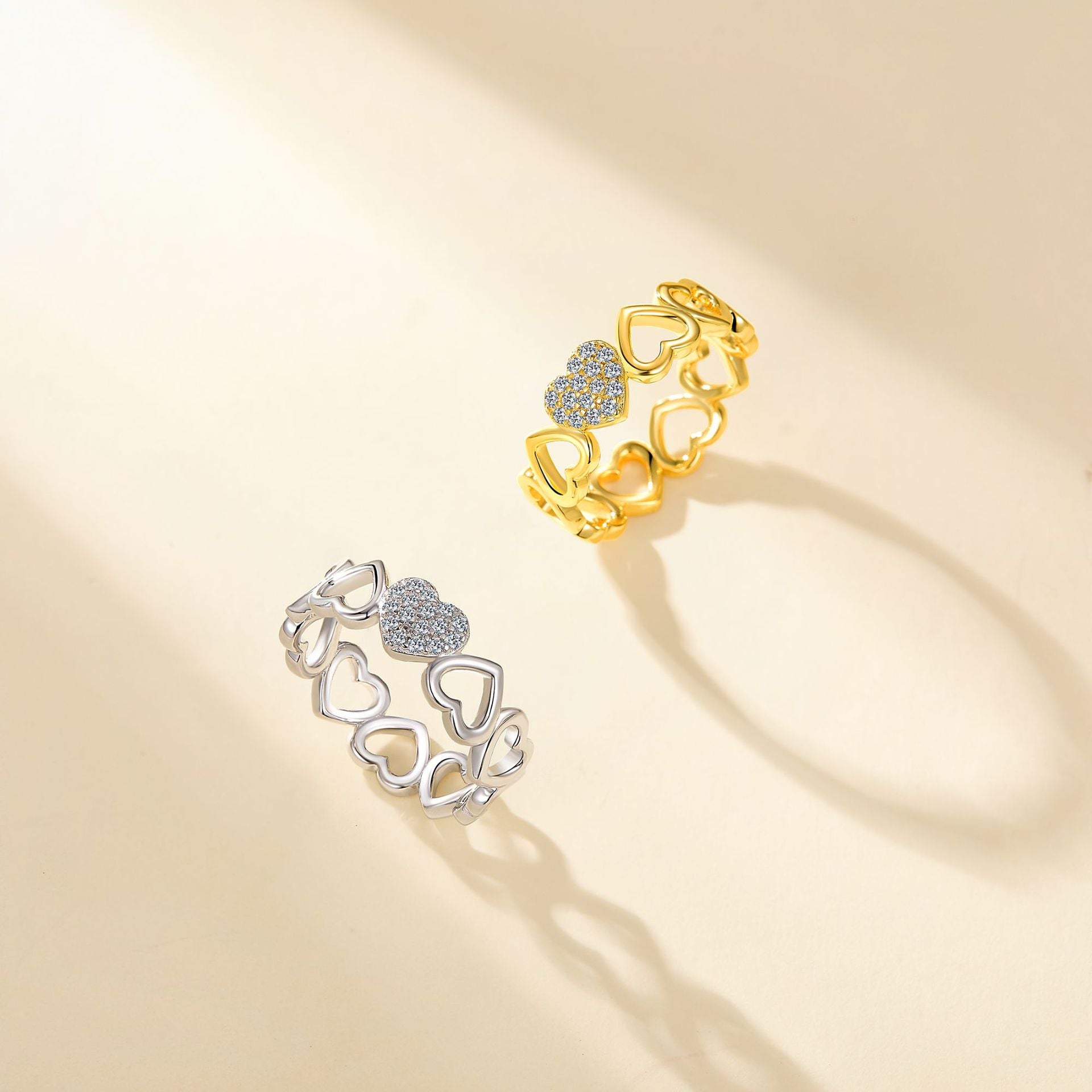 JIGrandeur™Amore Moissanite Ring