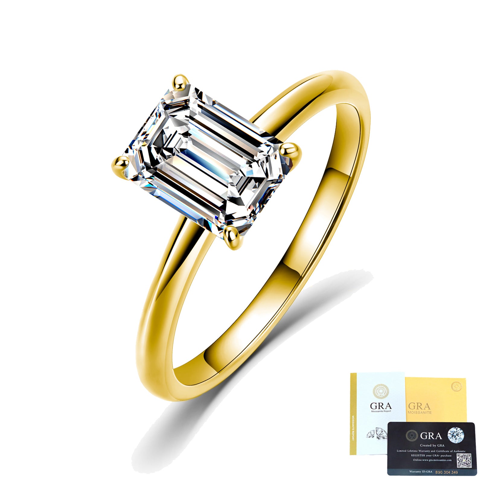 Grandeur™ Monza Emerald Moissanite  Ring